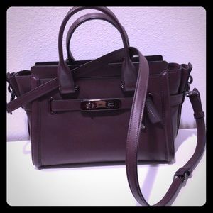 Coach Swagger oxblood 27